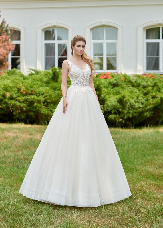 Ava suknia ślubna 2019 Relevance Bridal kolekcja DFM