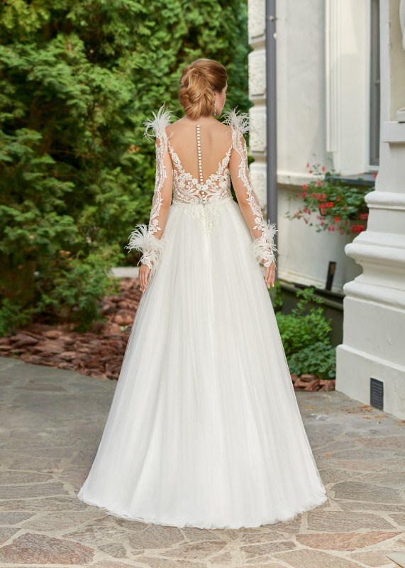Edith tył suknia ślubna 2019 Relevance Bridal kolekcja DFM