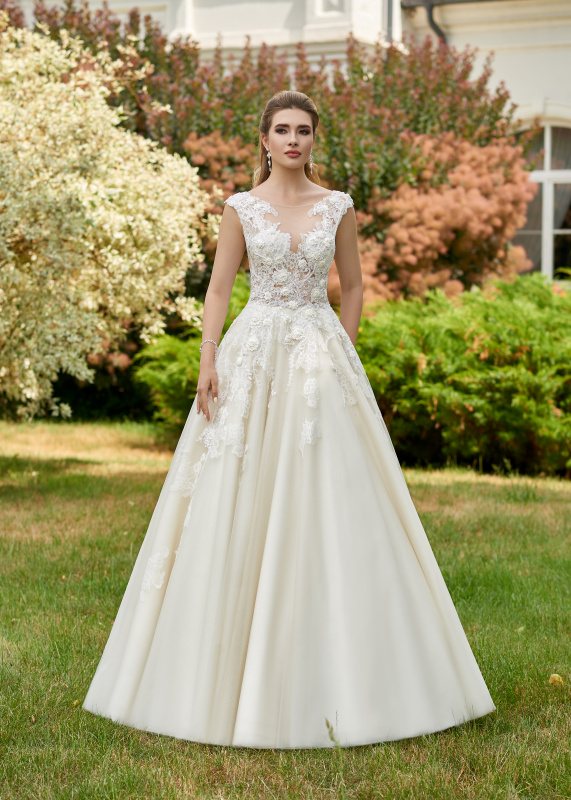 Priscilla suknia ślubna 2019 Relevance Bridal kolekcja DFM