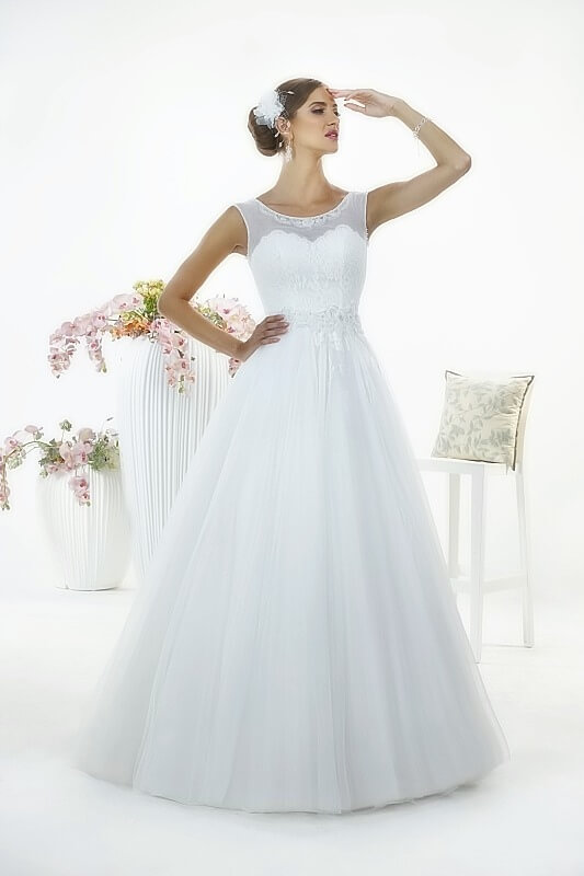 Bologna sukienka ślubna z kolekcji White Butterfly Relevance Bridal
