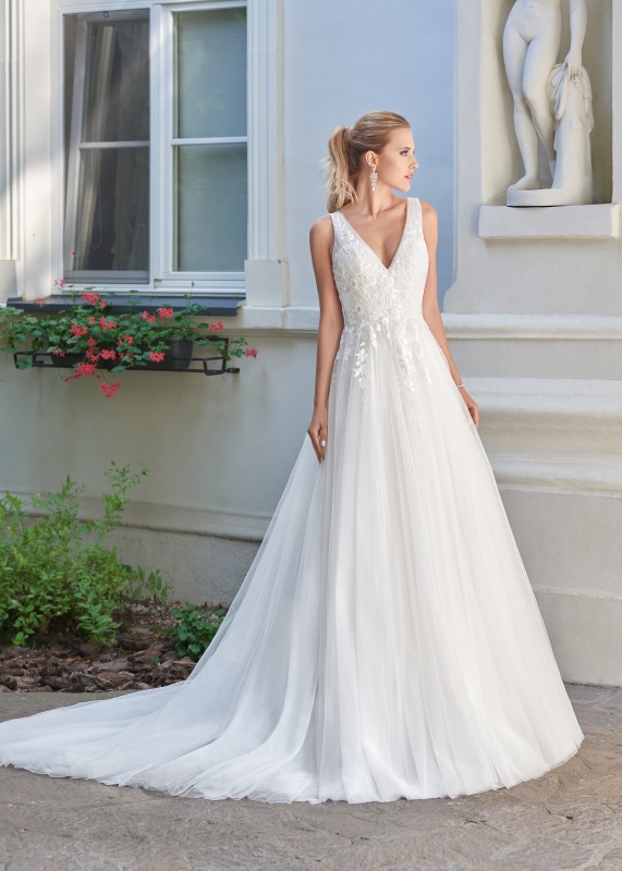 Camilla - Moonlight - Kolekcja sukien ślubnych na rok 2020 - Relevance Bridal