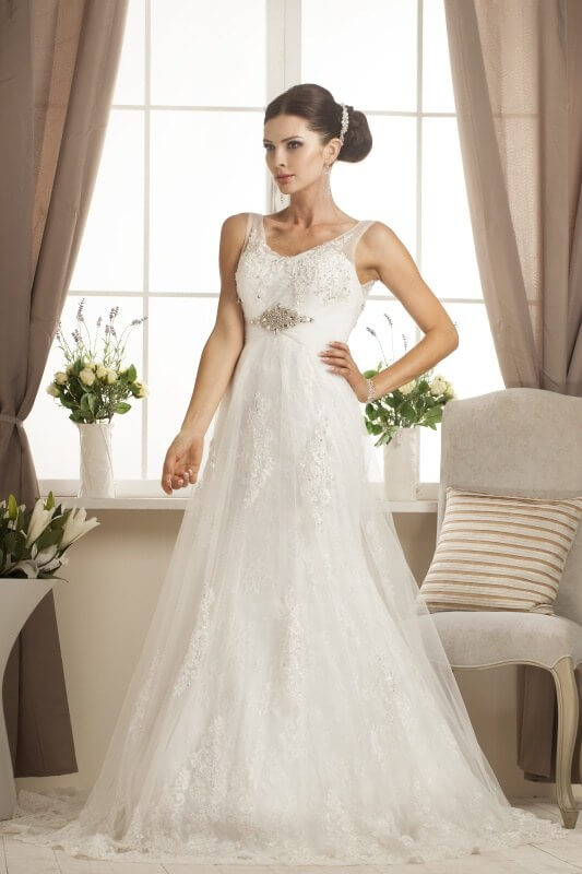 Izis suknia ślubna Relevance Bridal 2015