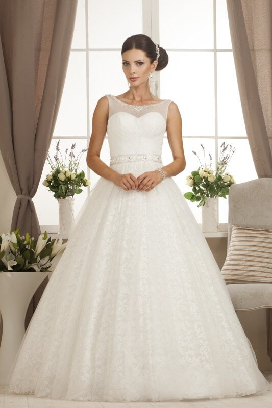 Lucy suknia ślubna Relevance Bridal 2015