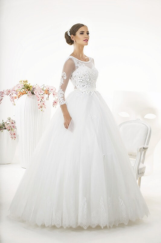 Nessa sukienka ślubna z kolekcji White Butterfly Relevance Bridal