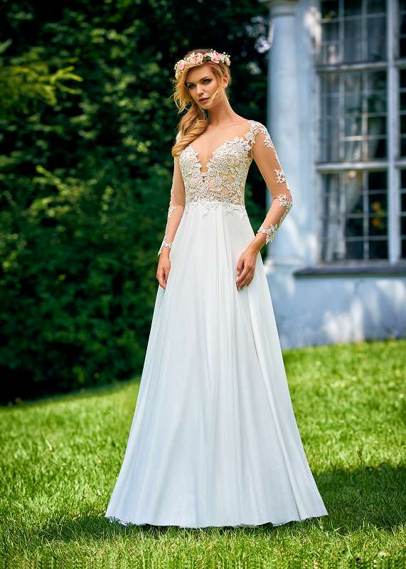 Rebecca suknia ślubna Relevance Bridal 2018