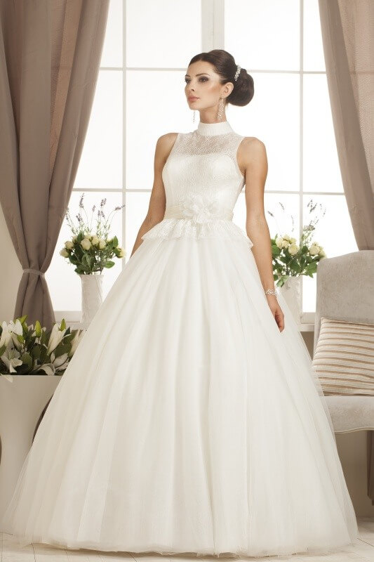 Sussane suknia ślubna Relevance Bridal 2015