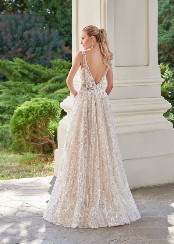 Taylor tył - Moonlight - Kolekcja sukien ślubnych na rok 2020 - Relevance Bridal