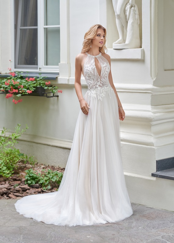 Venita - Moonlight - Kolekcja sukien ślubnych na rok 2020 - Relevance Bridal